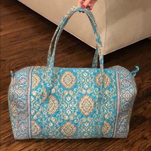 Vera Bradley large travel duffle